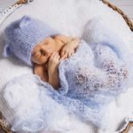 Yeni doğan bebek ne kadar uyumalı?