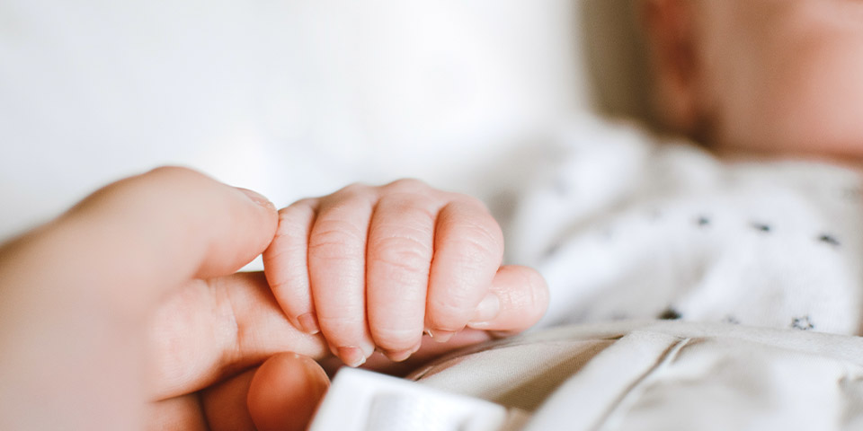 10 Aylık Bebeklerde Dil Gelişimi Nasıl Olmalıdır